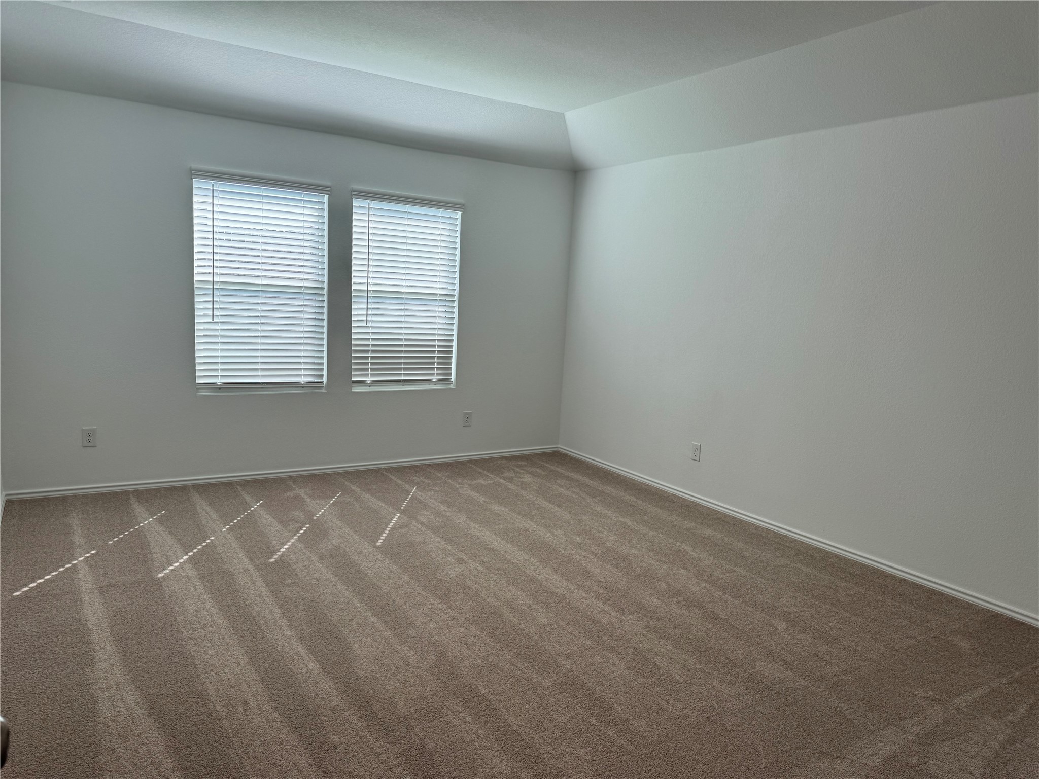 176 Mayacama Loop San Marcos, TX 78666 - Photo 8 of 21 an empty room with a window