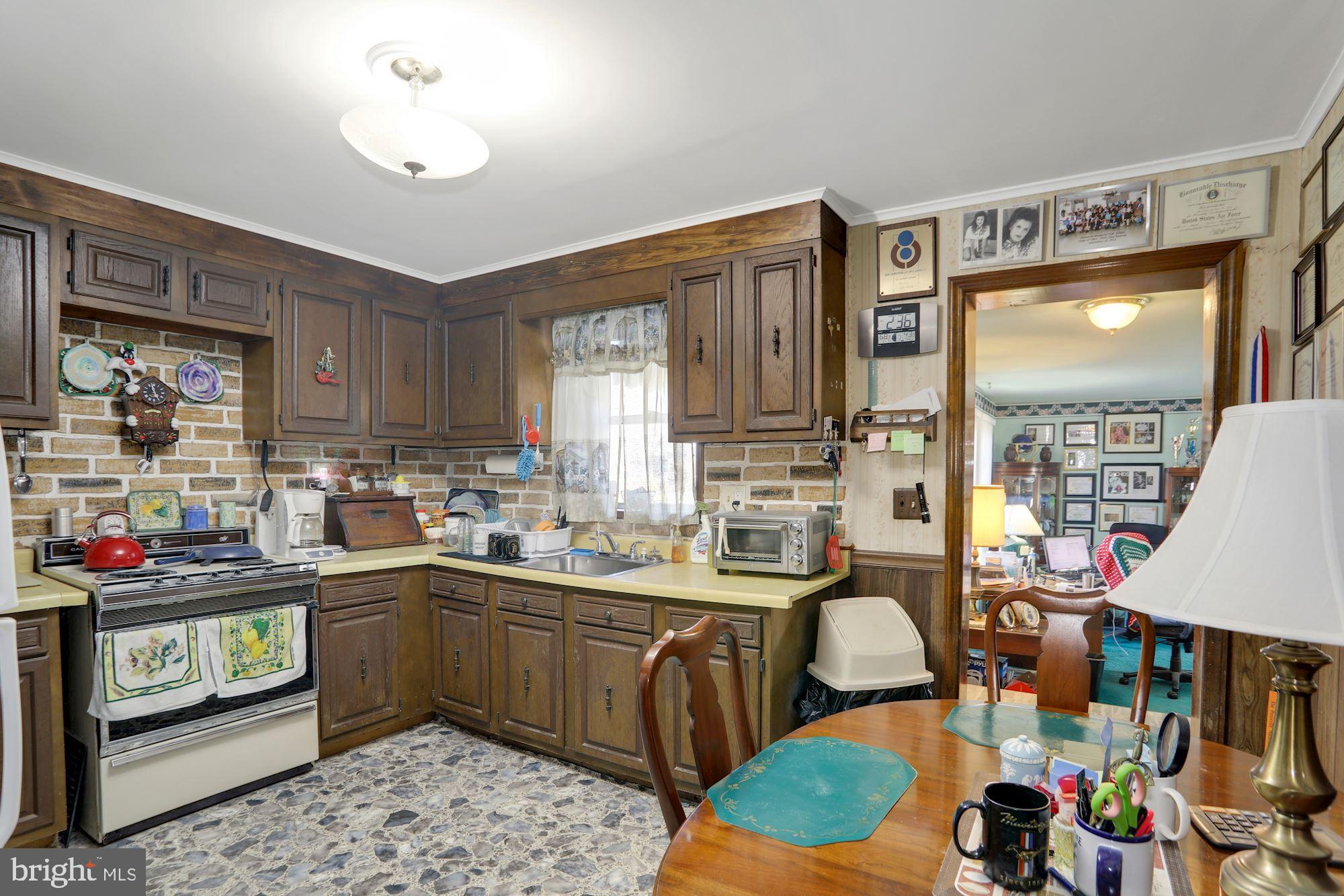 115 Kansas Road Pennsville, NJ 08070 - Photo 13 of 30 Eat in Kitchen