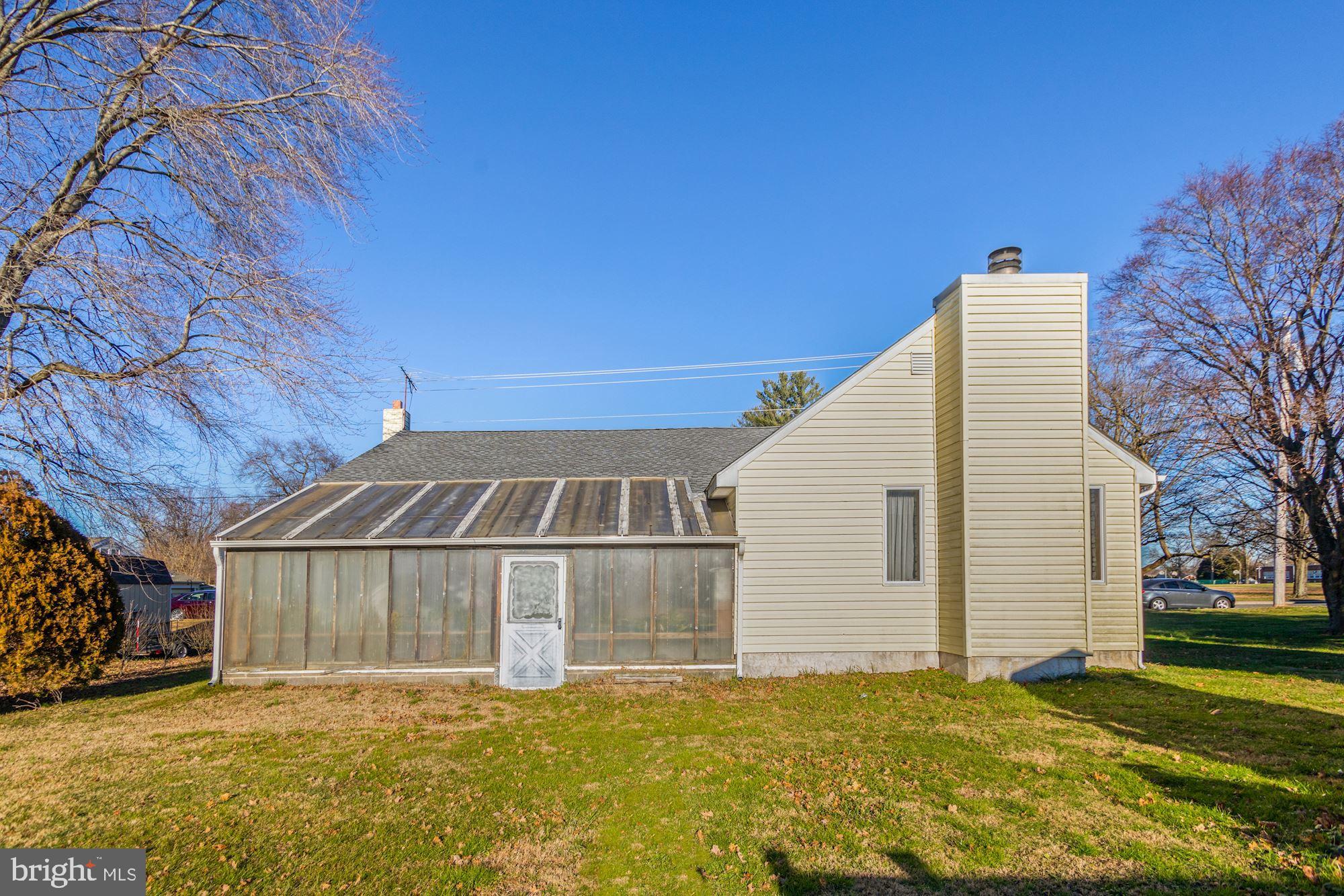115 Kansas Road Pennsville, NJ 08070 - Photo 29 of 30 Exterior Back