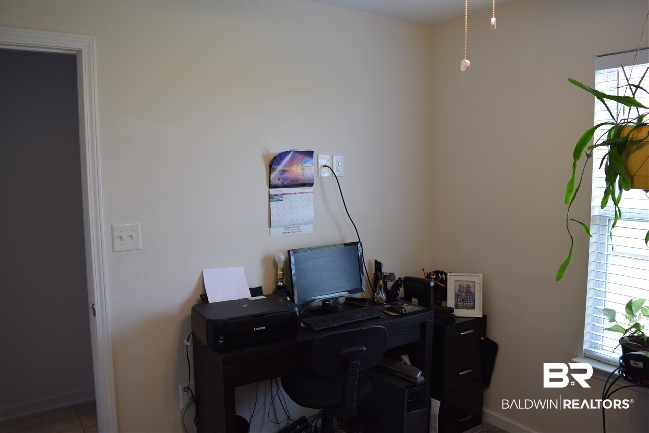 15150 Marem Drive Foley, AL 36535 - Photo 20 of 30 Makes nice office