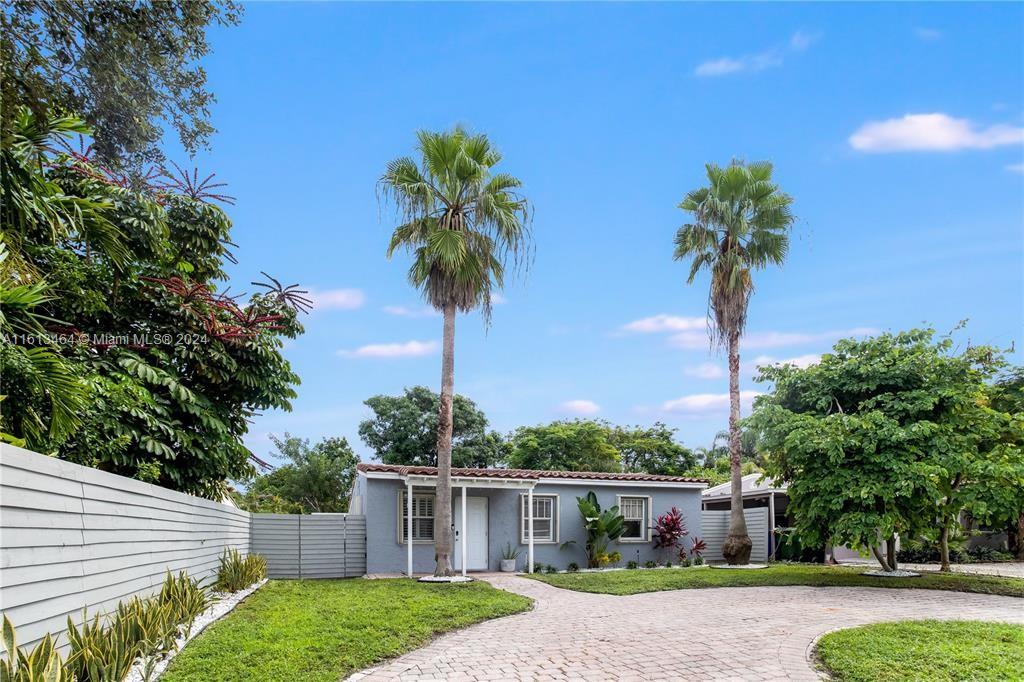 1636 Northwest 6th Ave