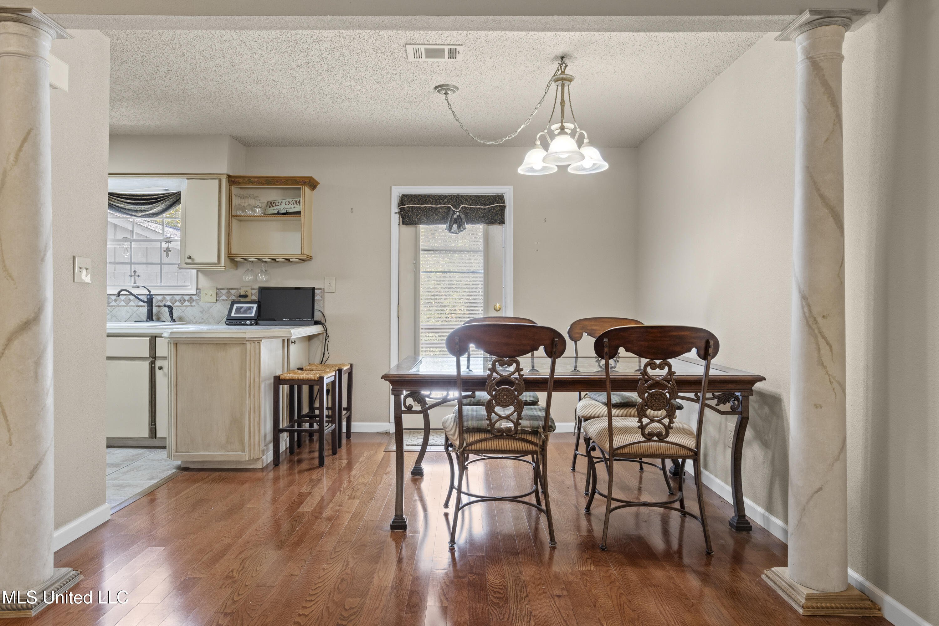 2405 Merida Cove Gautier, MS 39553 - Photo 11 of 33 0016