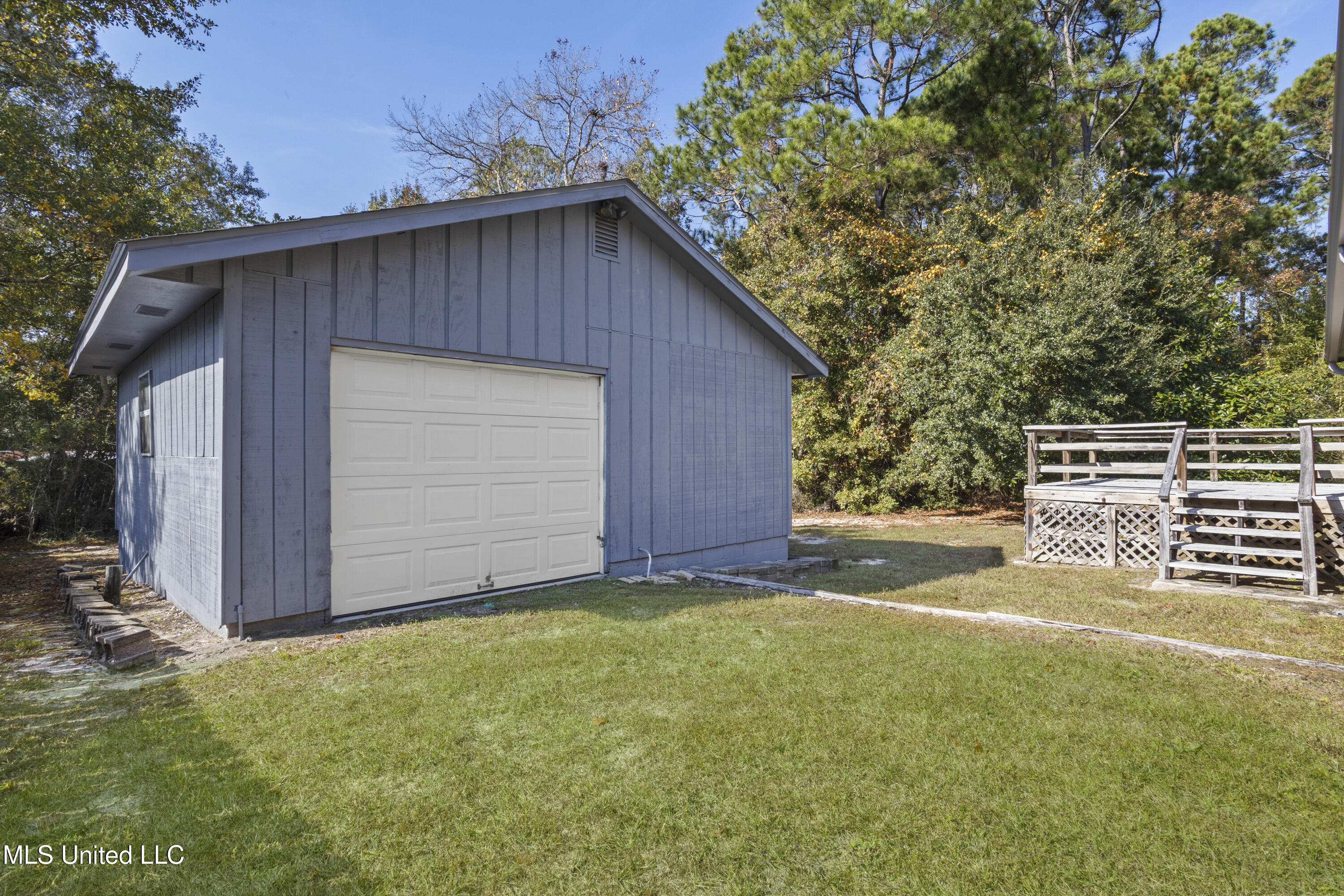 2405 Merida Cove Gautier, MS 39553 - Photo 22 of 33 0029