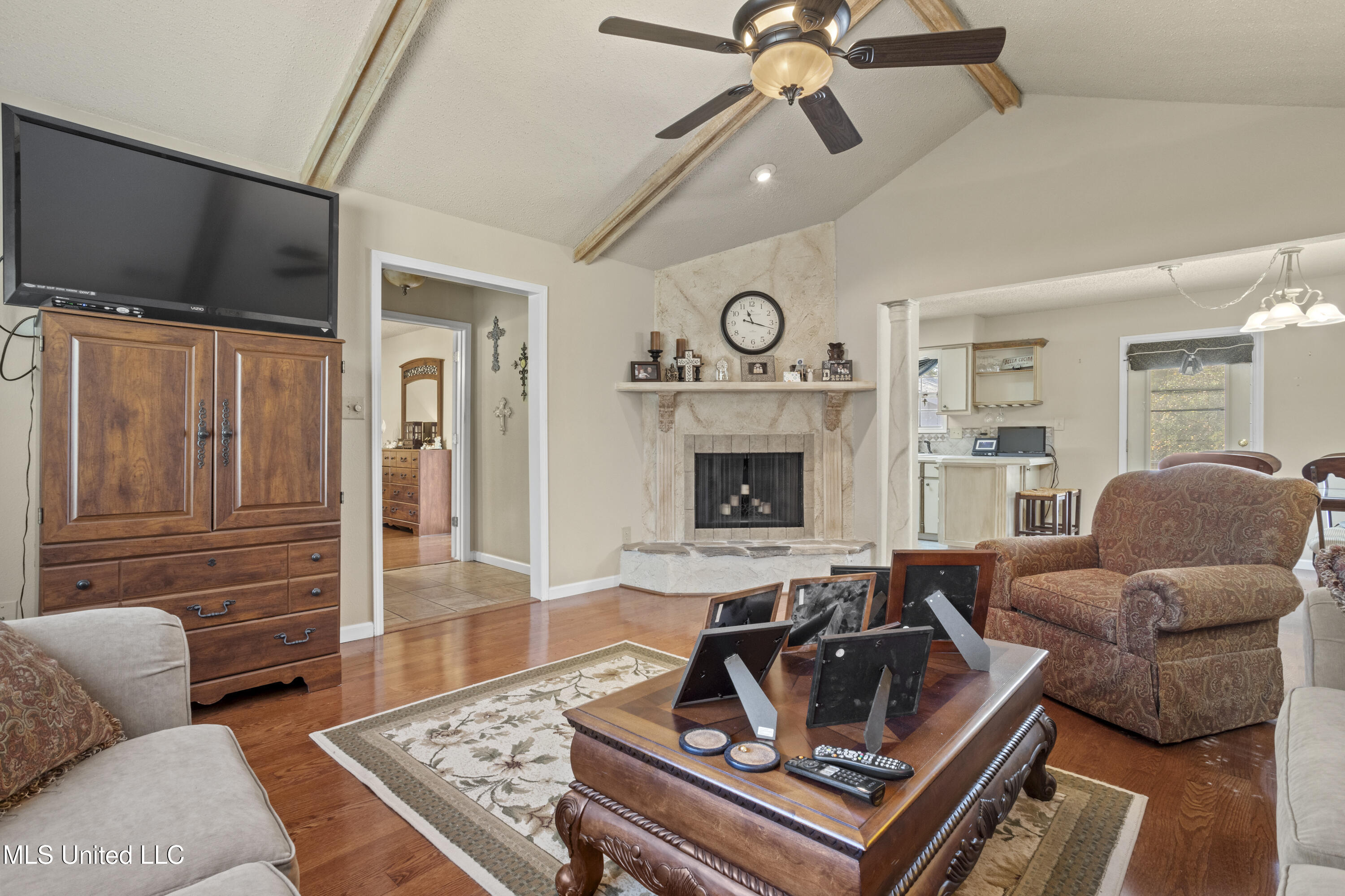 2405 Merida Cove Gautier, MS 39553 - Photo 5 of 33 0009 (1)