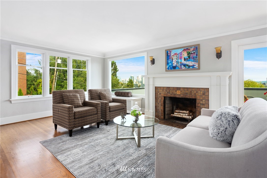 371 Prospect Street Seattle, WA 98109 - Photo 8 of 25