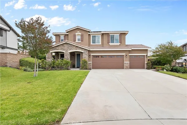 $839,900 | 5605 Pine Leaf Avenue, Fontana, CA 92336