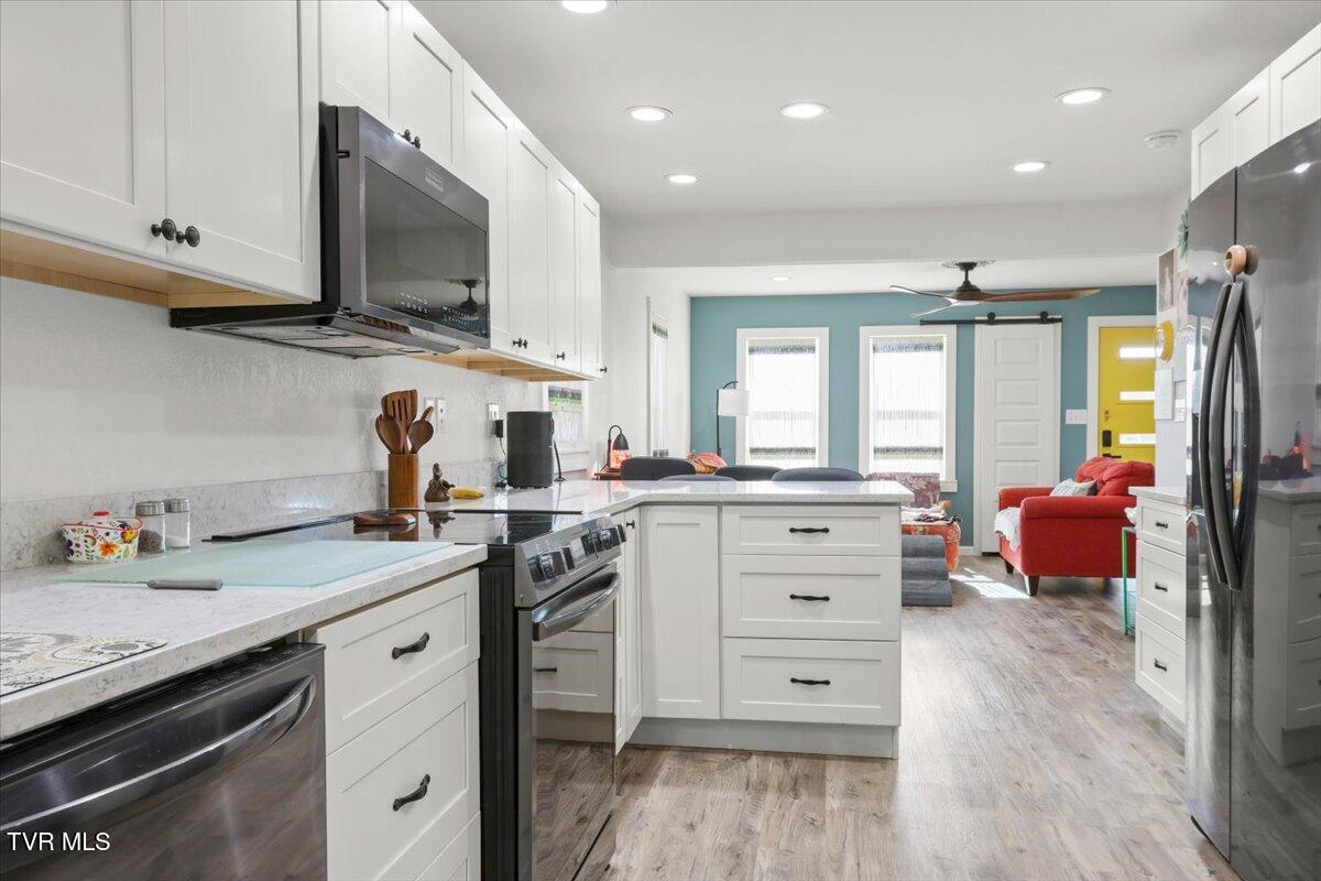 599 Harlan Street Greeneville, TN 37745 - Photo 10 of 38 14-Kitchen