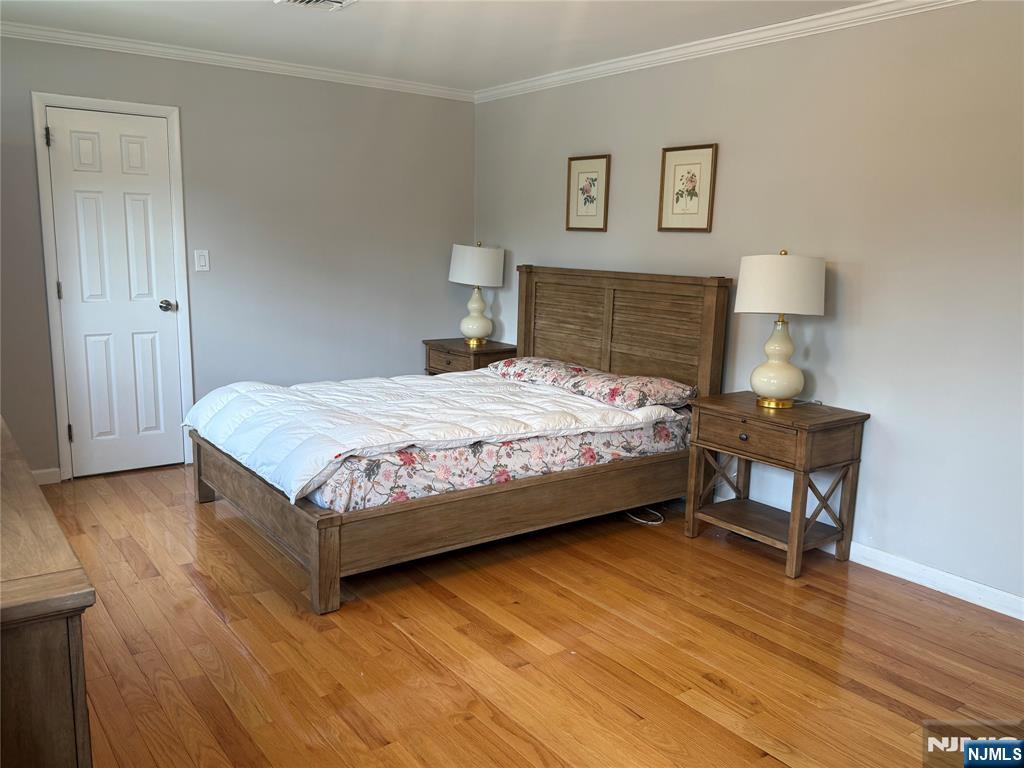 121 Newcomb Road Tenafly, NJ 07670 - Photo 18 of 28
