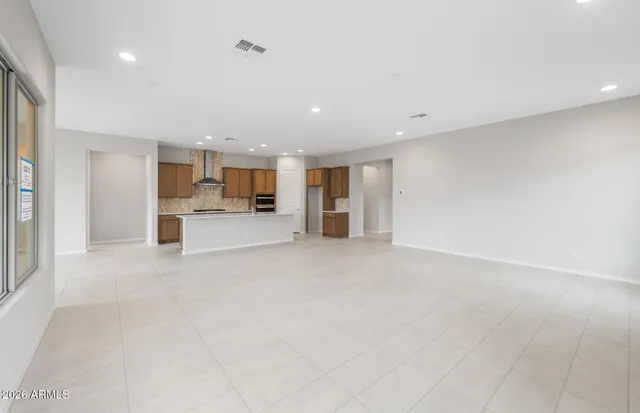 $571,990 | 25283 North 171st Lane, Surprise, AZ 85387