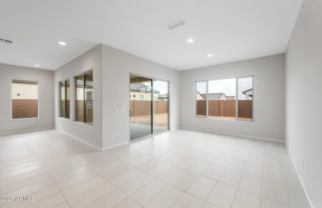 $571,990 | 25283 North 171st Lane, Surprise, AZ 85387