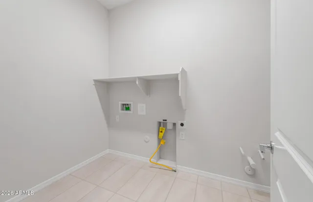 $571,990 | 25283 North 171st Lane, Surprise, AZ 85387