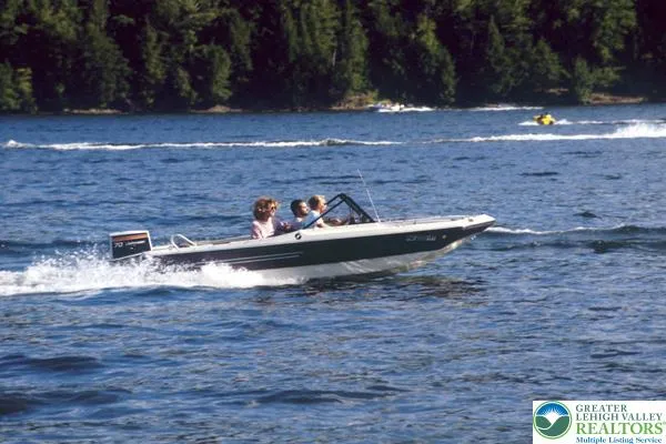 $520,000 | 465 Green Street, Lehighton, PA 18235