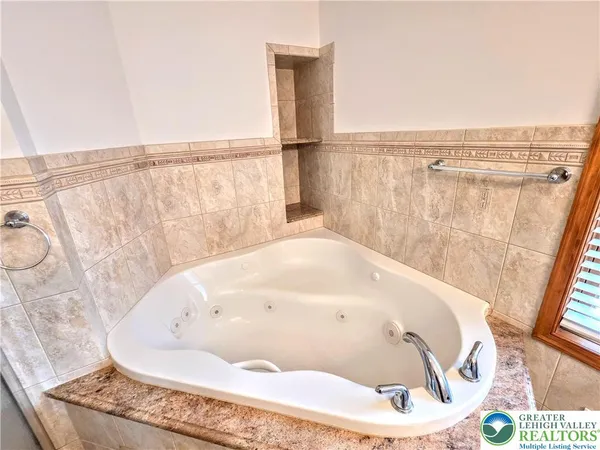 $520,000 | 465 Green Street, Lehighton, PA 18235