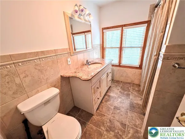 $520,000 | 465 Green Street, Lehighton, PA 18235