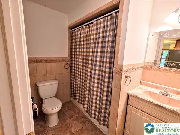 $520,000 | 465 Green Street, Lehighton, PA 18235