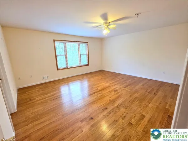 $520,000 | 465 Green Street, Lehighton, PA 18235