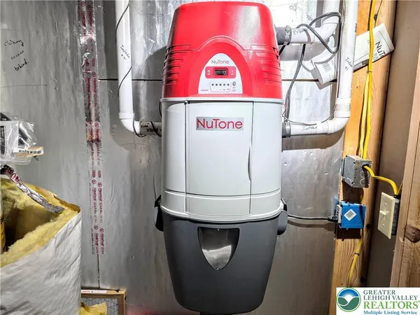 $520,000 | 465 Green Street, Lehighton, PA 18235