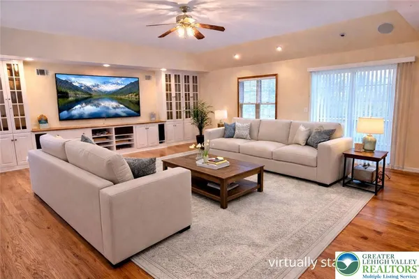 $520,000 | 465 Green Street, Lehighton, PA 18235