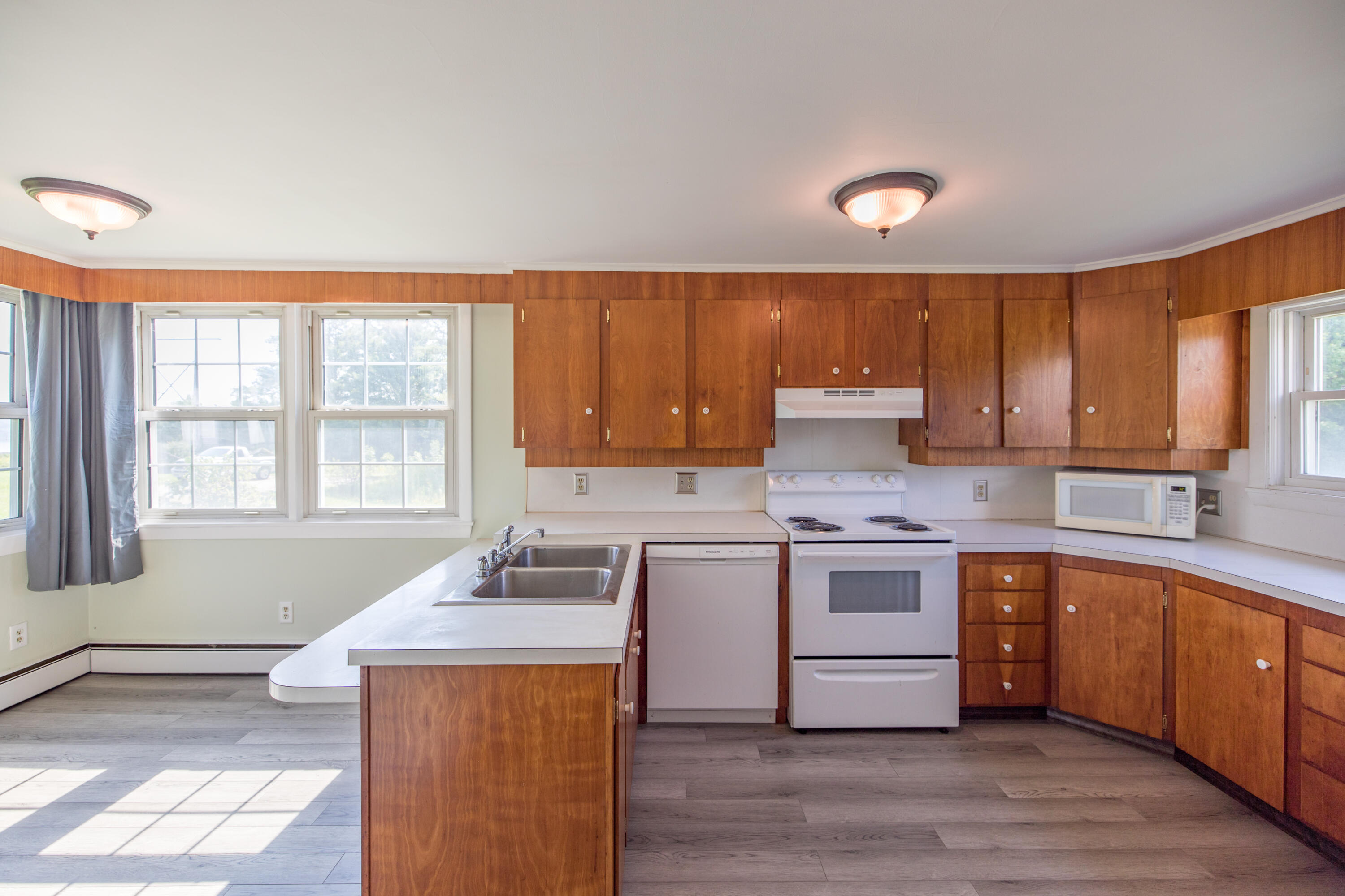 94 Birch Point Road Wiscasset, ME 04578 - Photo 21 of 51 6I3A3107