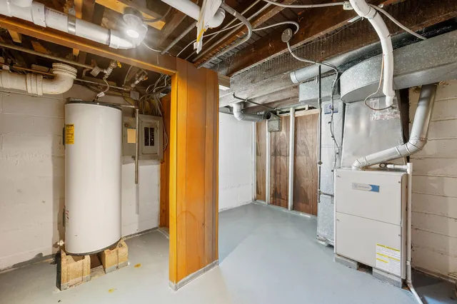 a view of a storage & utility room