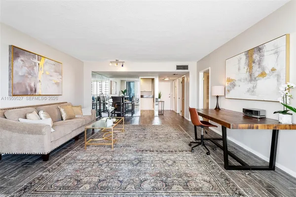 $2,500 | 888 Intracoastal Drive, Unit 8B, Fort Lauderdale, FL 33304