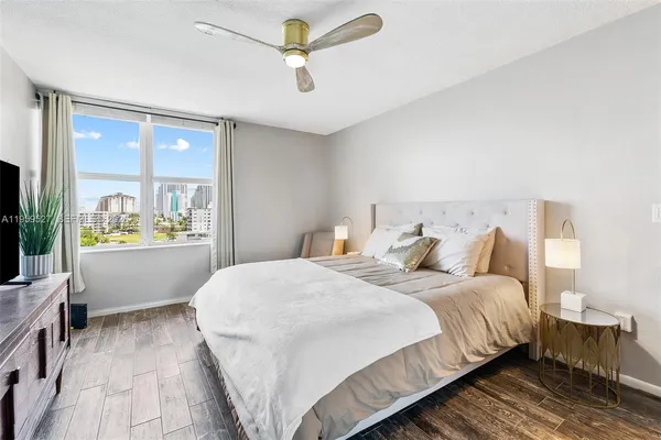 $2,500 | 888 Intracoastal Drive, Unit 8B, Fort Lauderdale, FL 33304