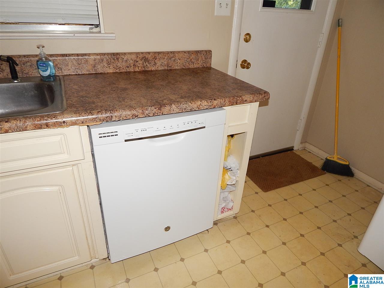 1236 Rock Creek Road Bessemer, AL 35023 - Photo 19 of 50 Gallery Image 19