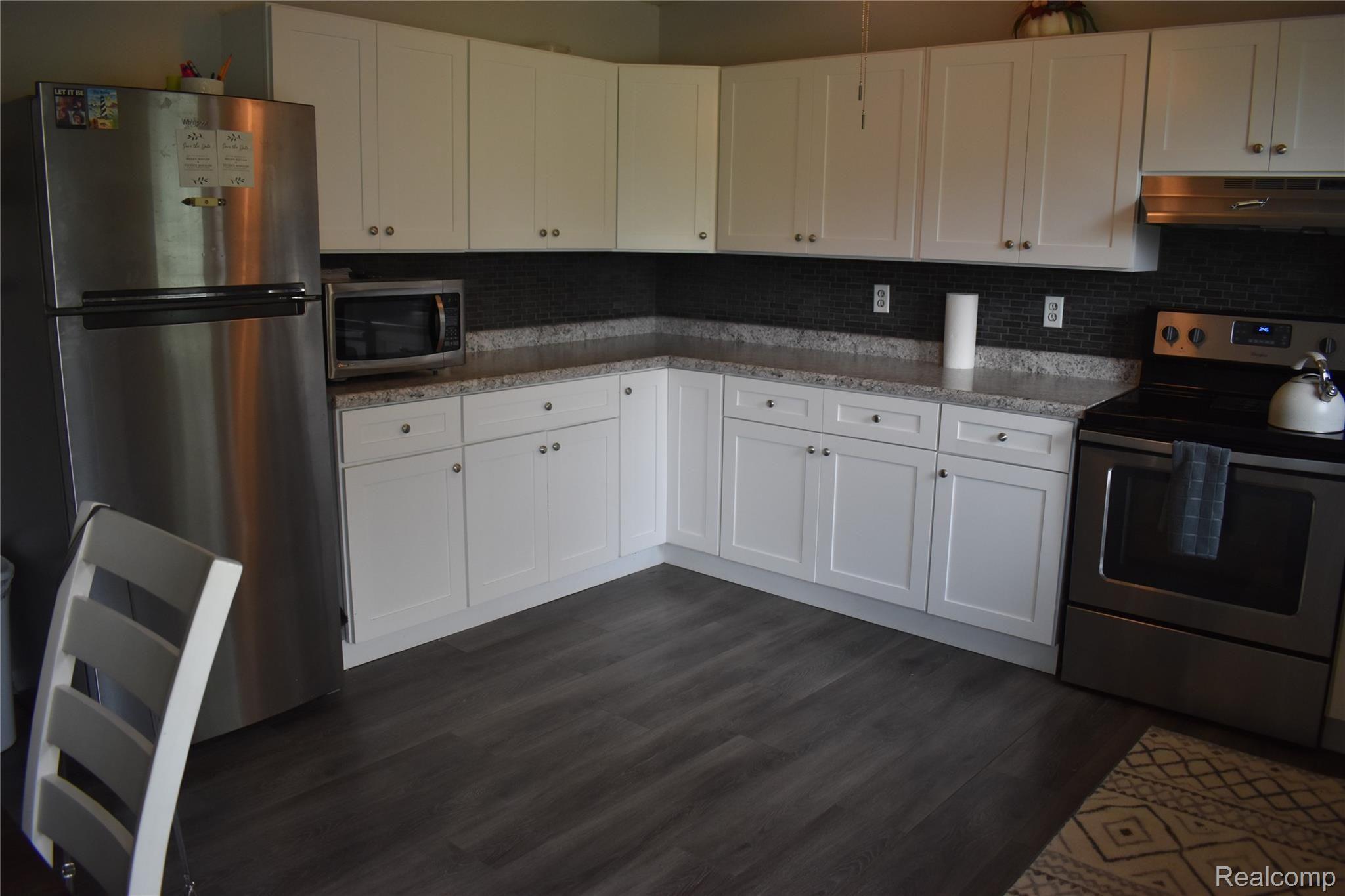 5388 Stow Road Fowlerville, MI 48836 - Photo 6 of 12 Kitchen 3.JPG