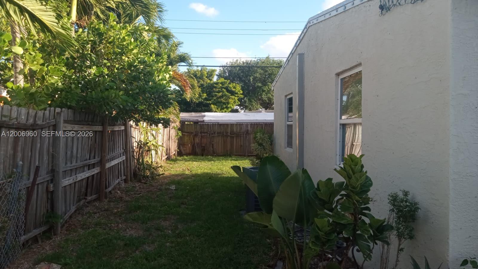 508 Beech Road West Palm Beach, FL 33409 - Photo 12 of 15 Gallery Image 12