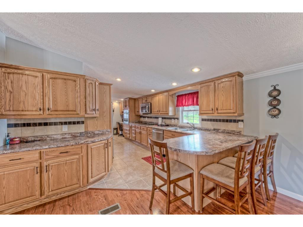 5344 Reedy Creek Road Bristol, VA 24202 - Photo 8 of 32 Photo 8