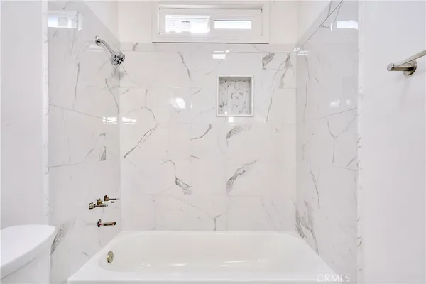 $399,900 | 2670 North Sage Avenue, Landers, CA 92285