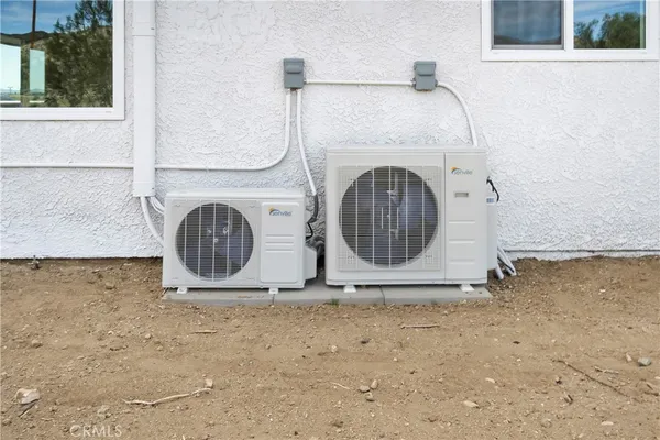 $399,900 | 2670 North Sage Avenue, Landers, CA 92285