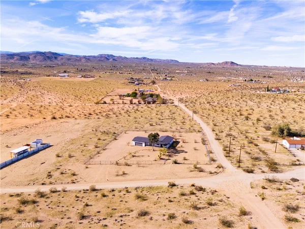 $399,900 | 2670 North Sage Avenue, Landers, CA 92285
