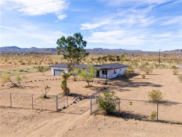 $425,000 | 2670 North Sage Avenue, Landers, CA 92285