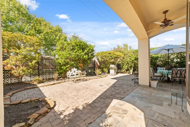 a view of a backyard of the house