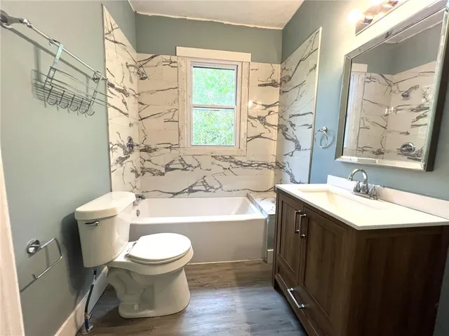 $82,000 | 735 1/2 7th Avenue, Coraopolis, PA 15108