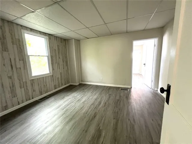 $82,000 | 735 1/2 7th Avenue, Coraopolis, PA 15108