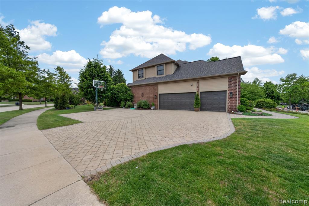 41621 Hempshire Street Novi, MI 48375 - Photo 72 of 76