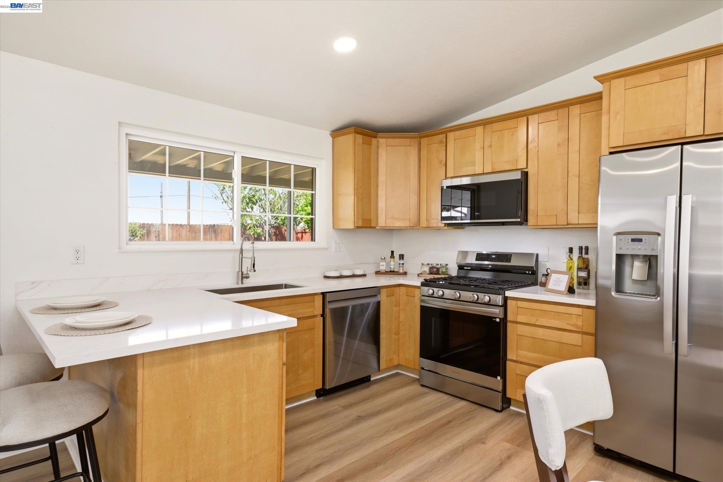 27409 Capri Avenue Hayward, CA 94545 - Photo 14 of 26