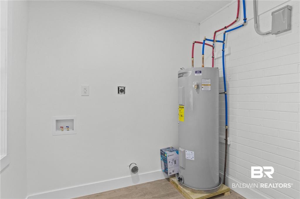 1605 Woodley Road Mobile, AL 36618 - Photo 17 of 21 Gallery Image 17