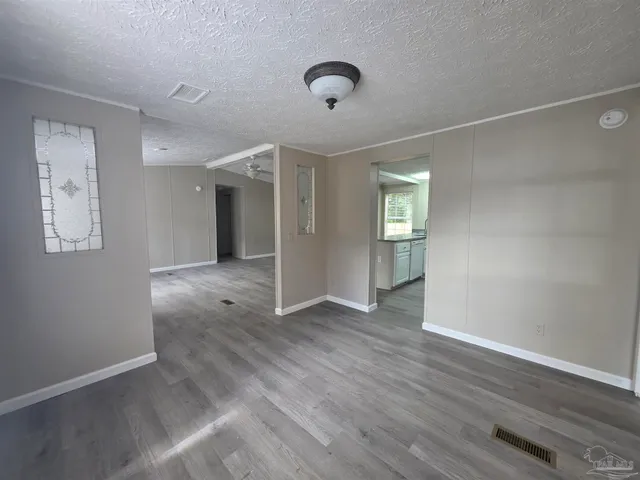 $1,200 | 8906 Figland Avenue, Pensacola, FL 32534