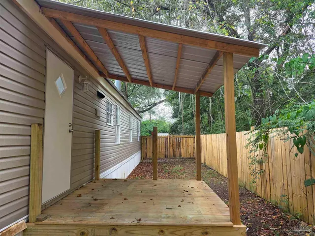 $1,200 | 8906 Figland Avenue, Pensacola, FL 32534