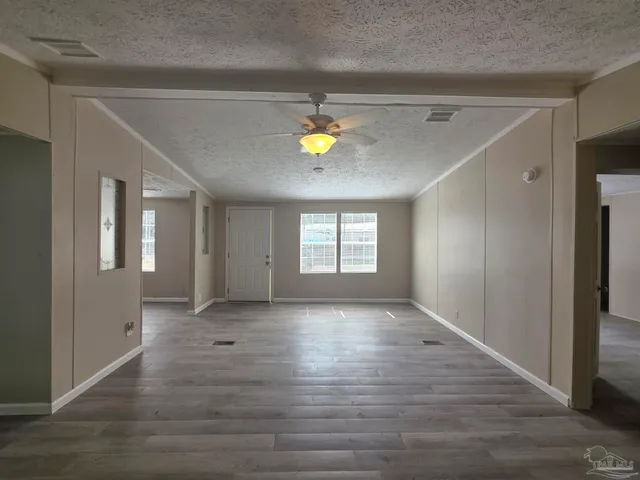 $1,200 | 8906 Figland Avenue, Pensacola, FL 32534