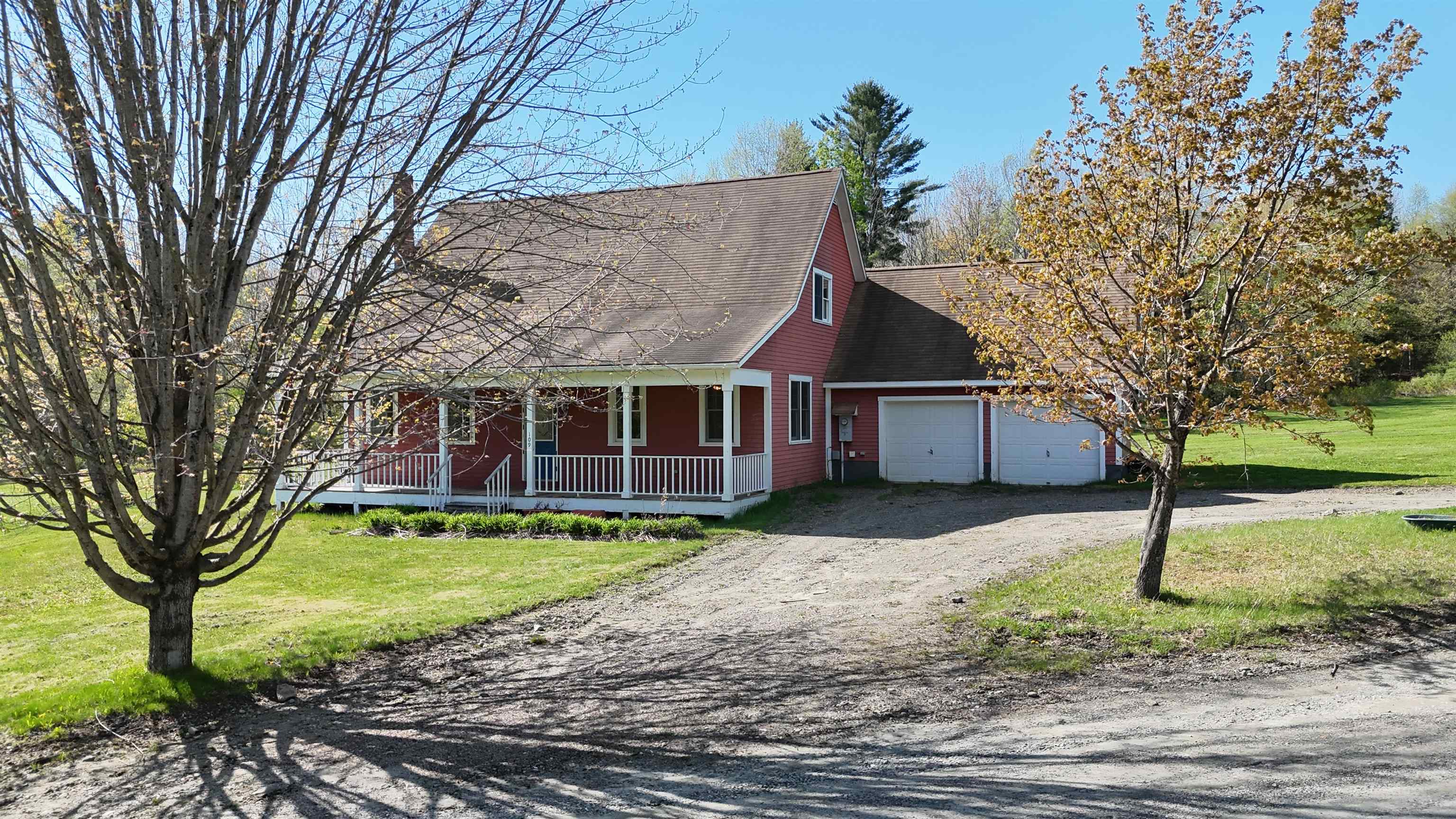 109 North Hollow Road Stowe, VT 05672 - Photo 3 of 46