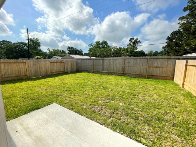 $1,695 | 938 Redinger Ridge Drive, Houston, TX 77336