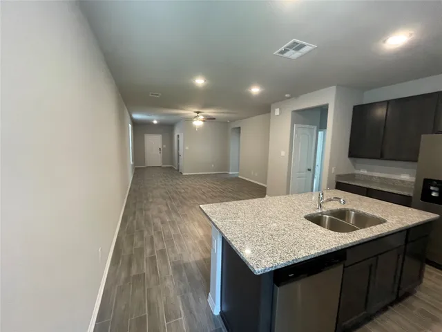 $1,695 | 938 Redinger Ridge Drive, Houston, TX 77336