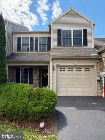 $2,500 | 688 Stoverdale Road, Hummelstown, PA 17036