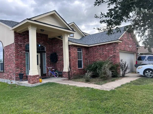 $305,000 | 10156 China Creek Drive, Waco, TX 76708