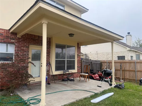 $305,000 | 10156 China Creek Drive, Waco, TX 76708