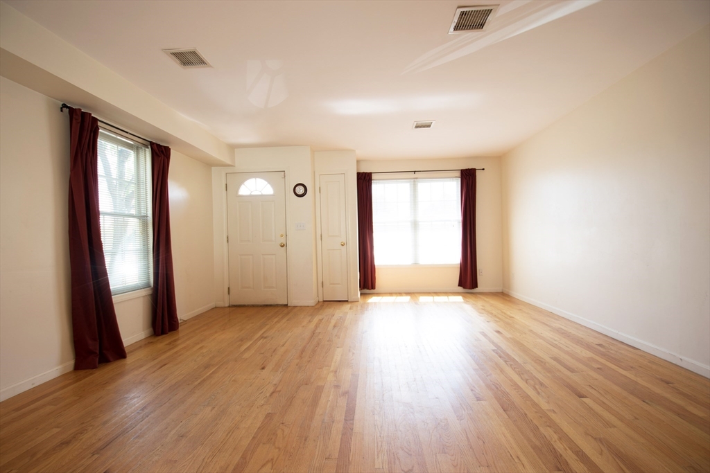 3 Judge Street Path, Unit 3 Boston, MA 02120 - Photo 5 of 14